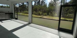 50 Ne 4th St Gallery 11