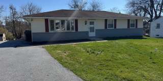 3 bed 1 Bath Single family home in Valley Township Gallery 1