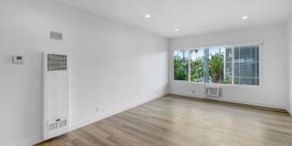 7941 Selma Gallery 1