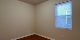 1516 W DIAMOND ST #D Gallery 8