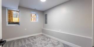 5552 S Shields Avenue Gallery 25