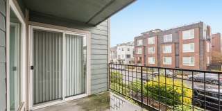 University Court Apartments Gallery 50