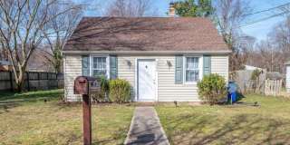 Charming 2BR House in College Park Gallery 9