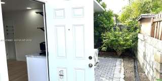 8235 SW 41st Ter Gallery 1