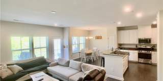 Room in 3 Bedroom Home at Audubon Park Dr Room in 3 Bedroom Home at Audubon Park Dr Gallery 25