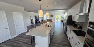 1250 Coach Station Alley Gallery 7