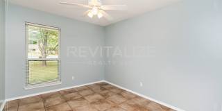 1724 Rustic Wood Ct – Classic Comfort Meets Outdoor Living Gallery 23