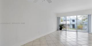 9369 Fontainebleau Blvd Gallery 2