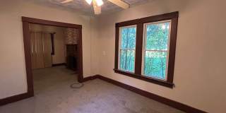 Welcome to 377 Talbot Ave — Charming Pet-Friendly Home in East Akron! Welcome to 377 Talbot Ave — Charming Pet-Friendly Home in East Akron! Gallery 7