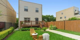 2042 W Warren Boulevard Gallery 34