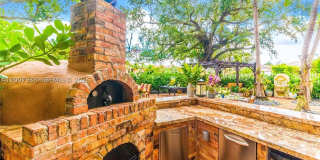 19471 NE 14th Ct Gallery 34