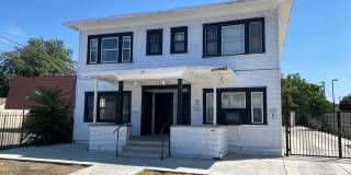 Two Bed, One Bath Apartment Located Downtown Gallery 1