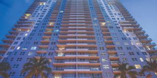 Yacht Club at Brickell Gallery 26