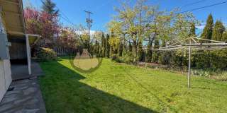 3BR Single-Level Home in NE Salem | Tons of Storage! Gallery 12