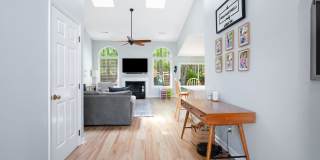 Fully Furnished Coastal Retreat Near Wrightsville Beach in Desirable Masonboro Neighborhood Gallery 4
