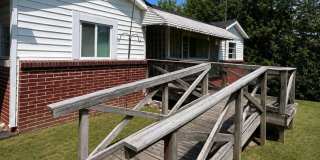 Centrally located 3 BR 1.5 Bath Gallery 1