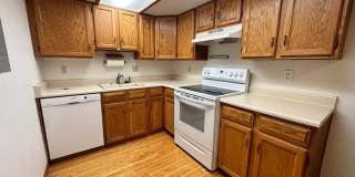 Charming 1-Bedroom Condo with Great Amenities Gallery 1