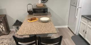 Beautiful apartment close to trails Gallery 5