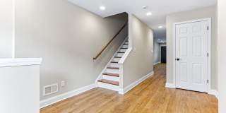 Parkside Haven: Contemporary 2-Bedroom Row Home Near Patterson Park Gallery 7