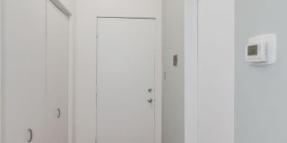 727 West Cornelia Gallery 8