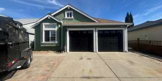 Updated 3BR/2BA in Fairfield with Private Yard – $2,999/mo Gallery 1