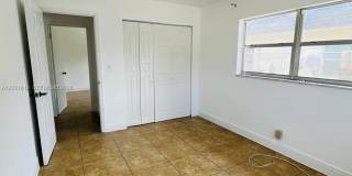 7701 SW 10th Ct Gallery 8