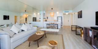 5601 Collins Avenue Gallery 27