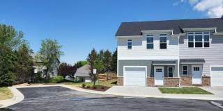 111 CORALYROSE Court Gallery 1