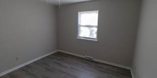 3 bedroom duplex in Southern Columbia. Gallery 28