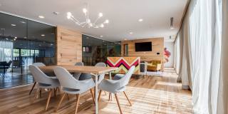 Lamar Union Gallery 60