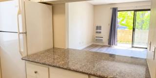 1 bedroom end unit with no upper or lower neighbors! Gallery 10