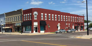 Furnished Luxury Loft on Iola Square Gallery 1