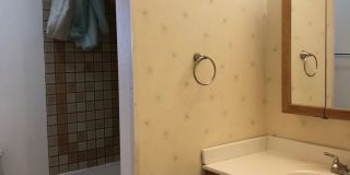 Charming 2-Bedroom Condo Near MSU – Pet Friendly- NEW LOW PRICE Gallery 6