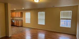 3 bedroom, 2 bathroom-Reno/Stead area Gallery 5