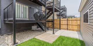 4827 S Saint Lawrence Avenue Gallery 33