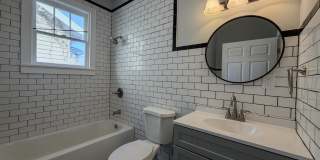 2047 N MARKET Street Gallery 11