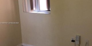 661 SW 10th st Gallery 5