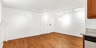 Cozy Studio in Cheesman Park, with Washer and Dryer in Unit Gallery 8