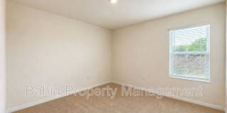 869 Ambleside Dr Gallery 10