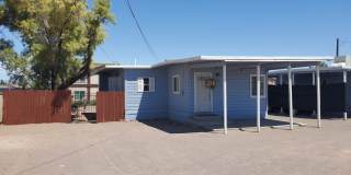 Cute cottage home with huge backyard. Gallery 1