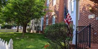 213 WATKINS POND Boulevard Gallery 1