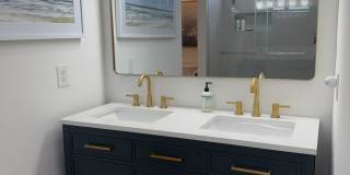 Beautiful 2BR (plus Loft) Furnished Home! Gallery 25