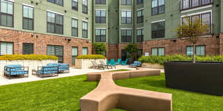 1400 Chestnut Apartments Gallery 18