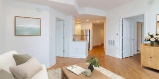 1800 Oak Apartments Gallery 16