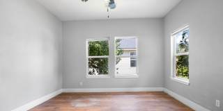 Available Now! Charming 2 Bed / 2 Bath Craftsman Home Near Downtown Waco Available Now! Charming 2 Bed / 2 Bath Craftsman Home Near Downtown Waco Gallery 15