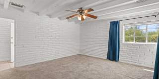 5702 E Camelback Road Gallery 8