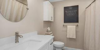 Spacious 3BR House in Derry Gallery 14