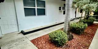 1240 NE 12th Ave Gallery 16