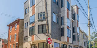 1142 CREASE Street Gallery 16