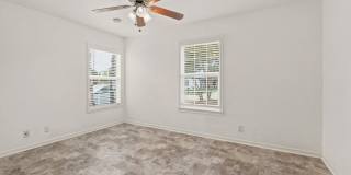 Welcome Home to East Terrell Hills! Gallery 17